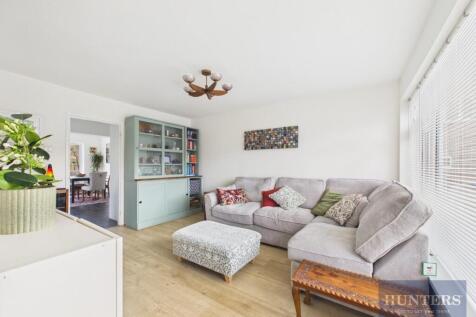 Living Room II.jpg