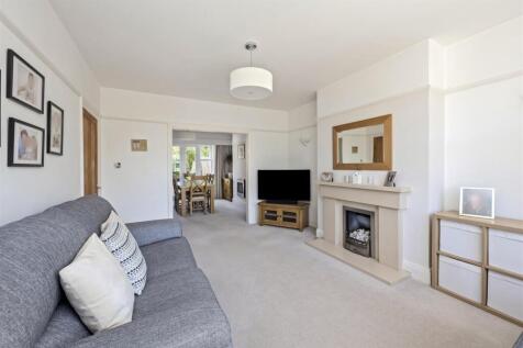 Ashurst Drive, 40-003.jpg