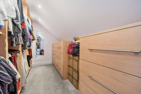 1346023-12-68b1d2...