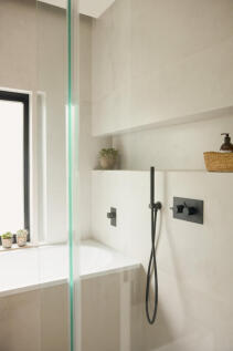 304706 - A0OP6000009FKG1MAA_N31-edit.jpg