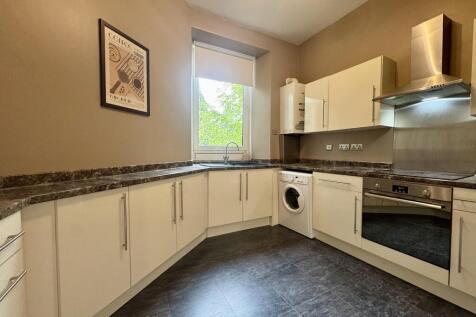 Barlanark Place, G32 photo 4