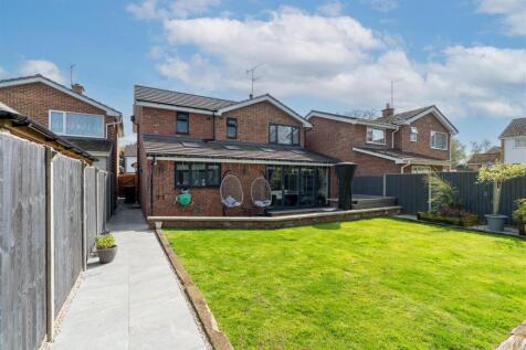 40 Church Mdw, Barton Mills,--4.jpg