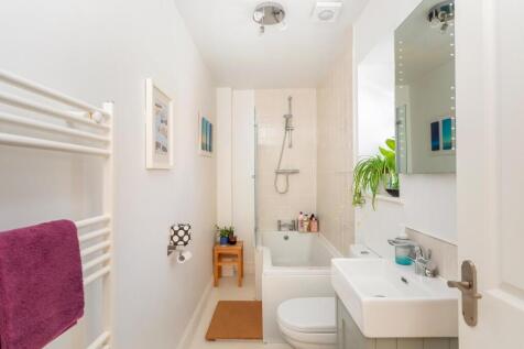 H4P0RCSN - Bathroom C.jpg