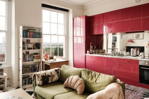 Sitting Room/Kitchen