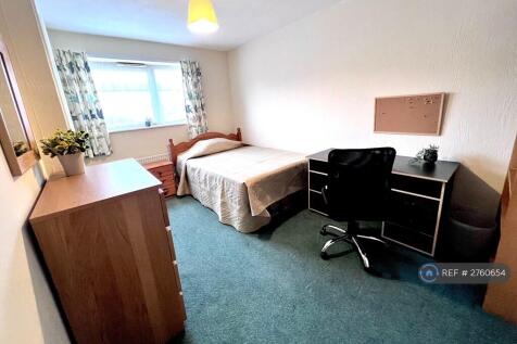 Spacious &amp; Comfy