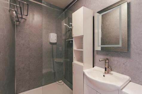 Shower Room (STUDIO CABIN)