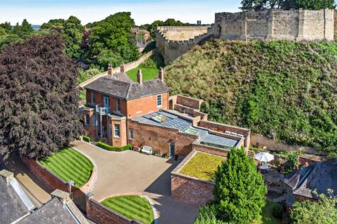 Front Aerial View