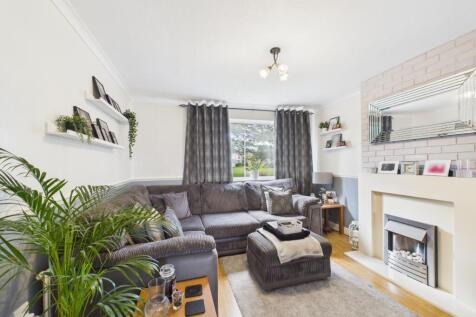 CAM02023G0-PR0170-STILL025