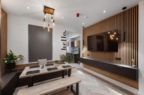 Living Room / Diner