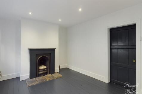 CAM00829P1-PR0276-STILL02