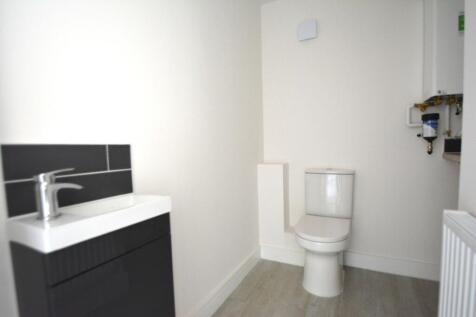 Cloakroom/wc