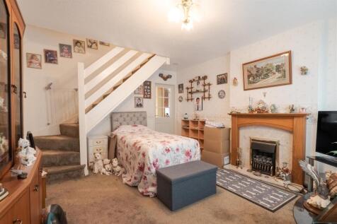 2 Shearwater Crescent (1 of 26).jpg