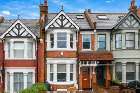 London, NW10 - property photo