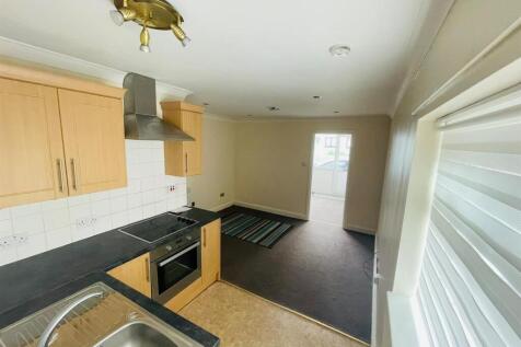 kitchen .jpg