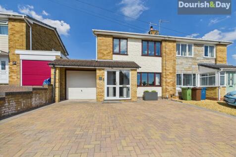 Stafford, ST16 - property photo