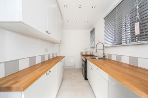Northfields, Dunstable, Bedfordshire, LU5 photo 4