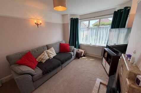 Newlyn Way, Poole photo 3