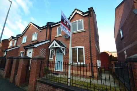 3 bedroom Terraced for rent