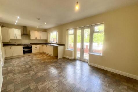 Lytton Avenue, Wolverhampton photo 3