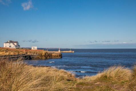 Northumberland coastline and sea views near Amble 