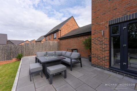 69 Leighfield Drive-54.jpg