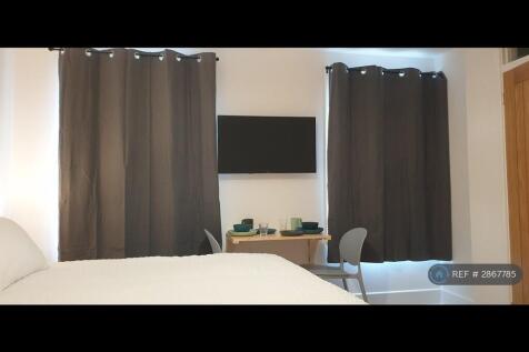 Bed, Tv, Workstation, Windows