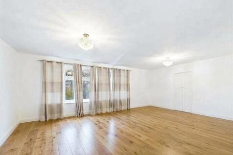Cintra Avenue, Reading, Berkshire, RG2 photo 3