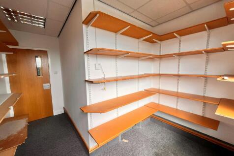 Office for sale Image 8