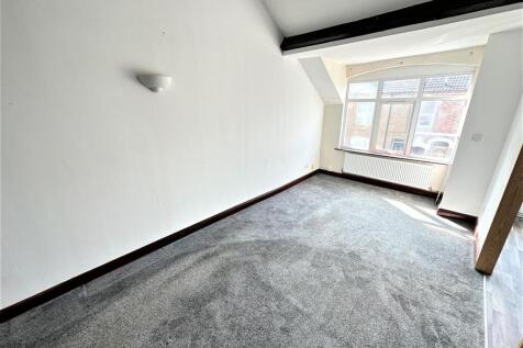 Regent Street, Kettering, Northants photo 2