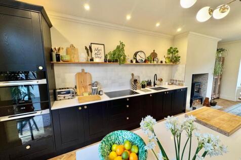 PHOTO-2025-12-15-08-02-15 (17).jpg