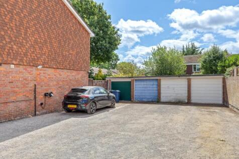 Garage In Block &amp; Off Road Parking