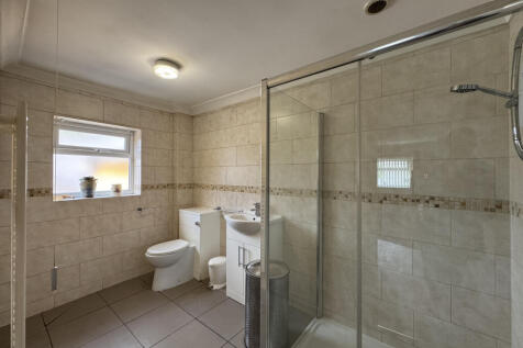Shower/WC