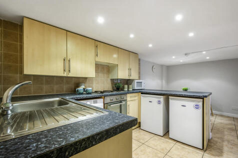 TINSHILL ROAD, Leeds photo 4