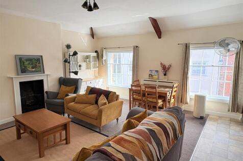 Kitchen/Living Room