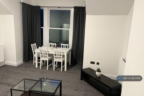 Lounge 1
