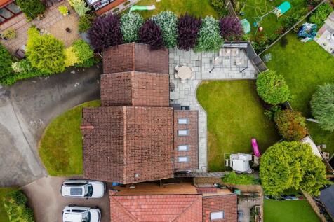 33 ST ANDREWS CLOSE-67.jpg