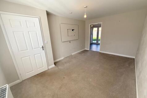 Wright Drive, Bircotes, DONCASTER photo 5