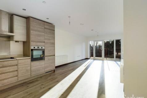 Kitchen / Lounge area