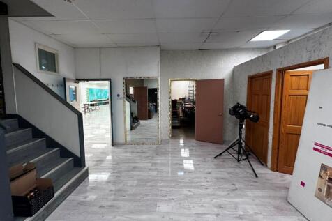 Retail Property (high street) for sale Image 8
