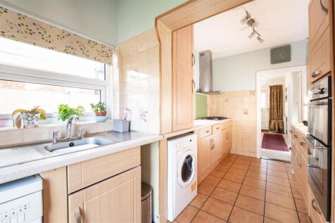 6 Bearton Avenue-05.jpg