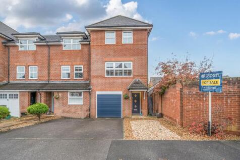 Basingstoke, RG22 - property photo