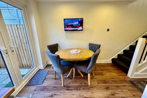 Cotwall End Road, DUDLEY photo 5