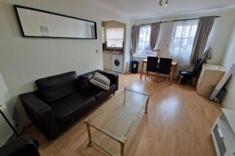 Packington Place, Leamington Spa photo 3