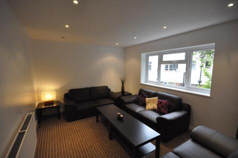 6-bed house on Richmond Avenue, Hyde Park, Leeds LS6 1DB, £3,030/mo