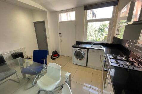 Rokeby Gardens, Headingley, Leeds, West Yorkshire, LS6 photo 3