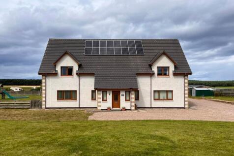 Anoch Lea - Front / PV Solar Panels