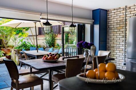 Wyndham Road, Pontcanna, HernCrabtree (52).jpg