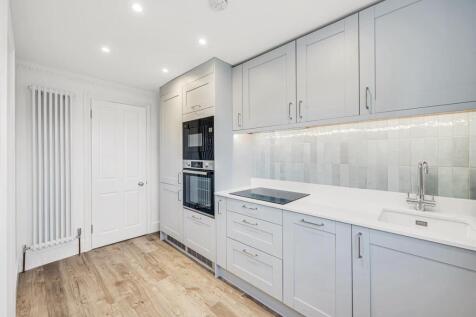 TFF 71 Thorney Hedge Road-5.jpg