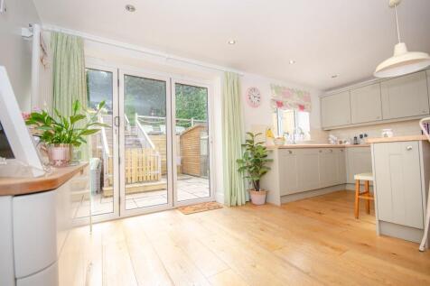 Kitchen-diner pic 3.jpg