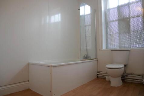 104 High Street , Rainham , Kent  photo 4